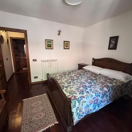 Casetta Con Camino In Centro Holiday home Pescasseroli